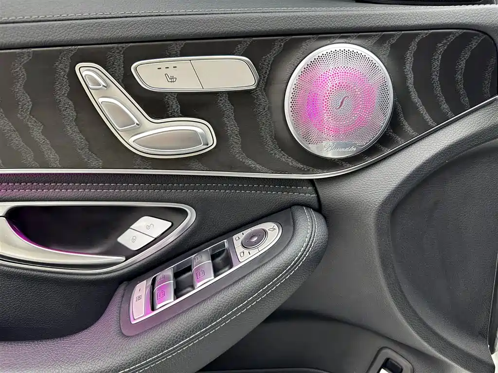 Mercedes-Benz Mercedes-Benz C-Class 2017 Model Year Facelift C 200 L Sport Edition 2017 - thumbnail 25
