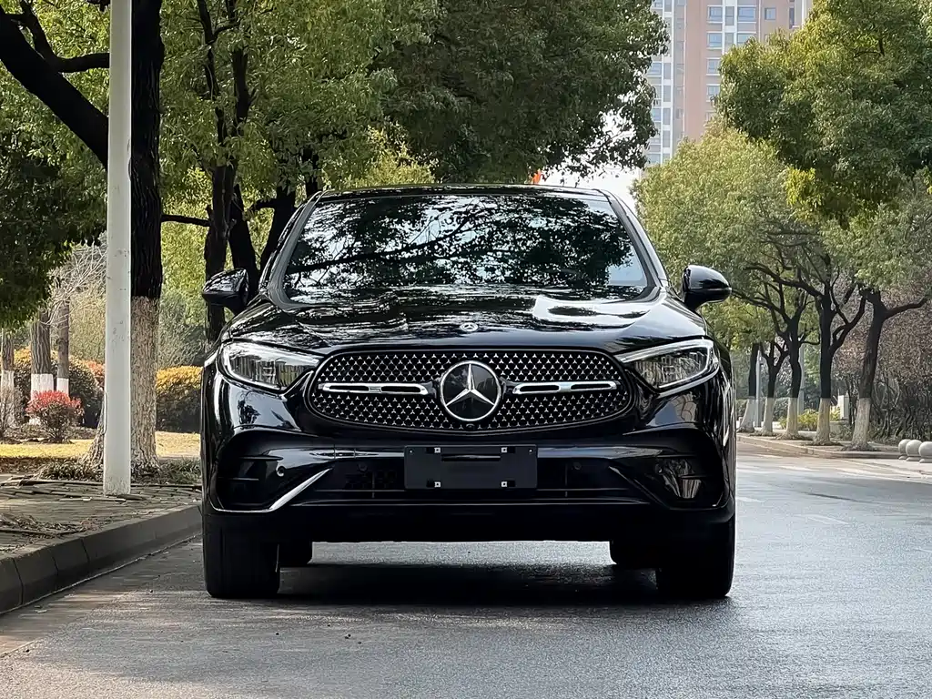 Mercedes-Benz Mercedes-Benz GLC Coupe 2024 GLC 300 4MATIC Coupé SUV 2025 - thumbnail 2