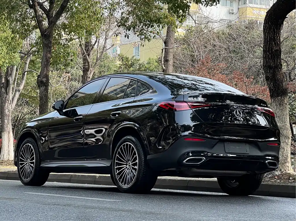 Mercedes-Benz Mercedes-Benz GLC Coupe 2024 GLC 300 4MATIC Coupé SUV 2025 - thumbnail 5