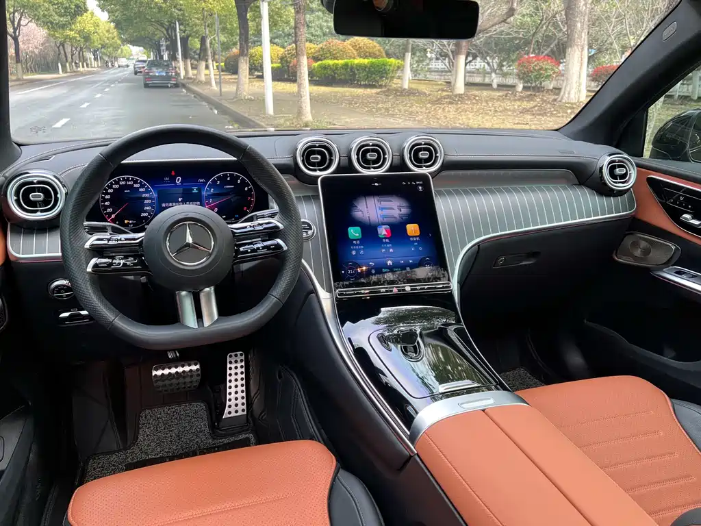 Mercedes-Benz Mercedes-Benz GLC Coupe 2024 GLC 300 4MATIC Coupé SUV 2025 - thumbnail 8