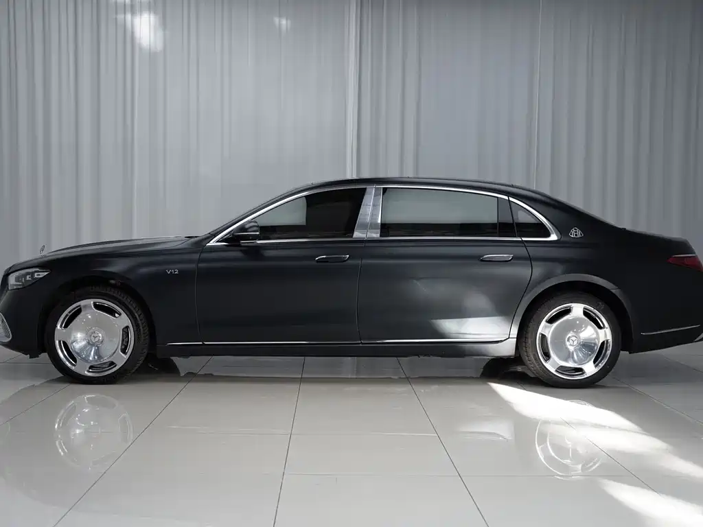 Mercedes-Benz Maybach S-Class 2022 S 680 4MATIC First Edition 2023 - thumbnail 2