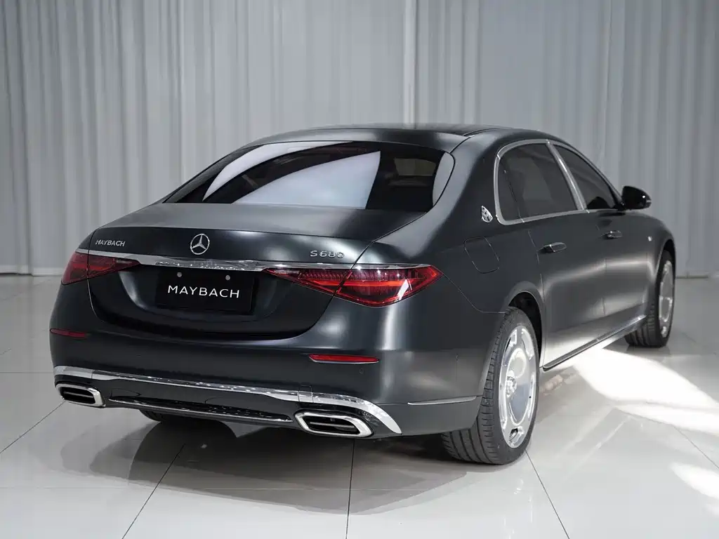 Mercedes-Benz Maybach S-Class 2022 S 680 4MATIC First Edition 2023 - thumbnail 3