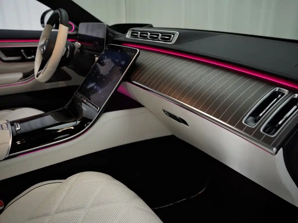 Mercedes-Benz Maybach S-Class 2022 S 680 4MATIC First Edition 2023 - thumbnail 12