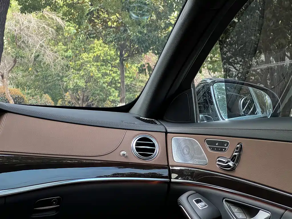 Mercedes-Benz Maybach S-Class 2019 S 450 4MATIC 2019 - thumbnail 17