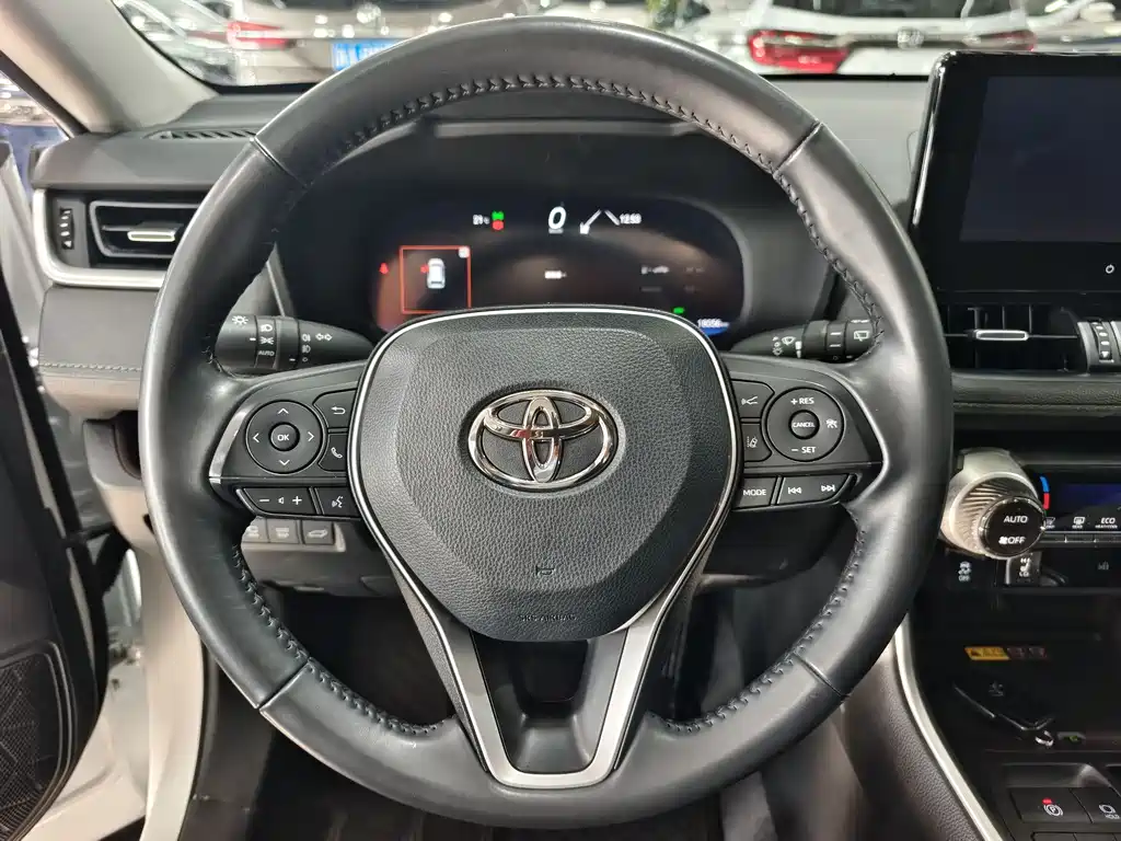Toyota RAV4 2023 2.0L CVT AWD Adventure Flagship Edition 2023 - thumbnail 8