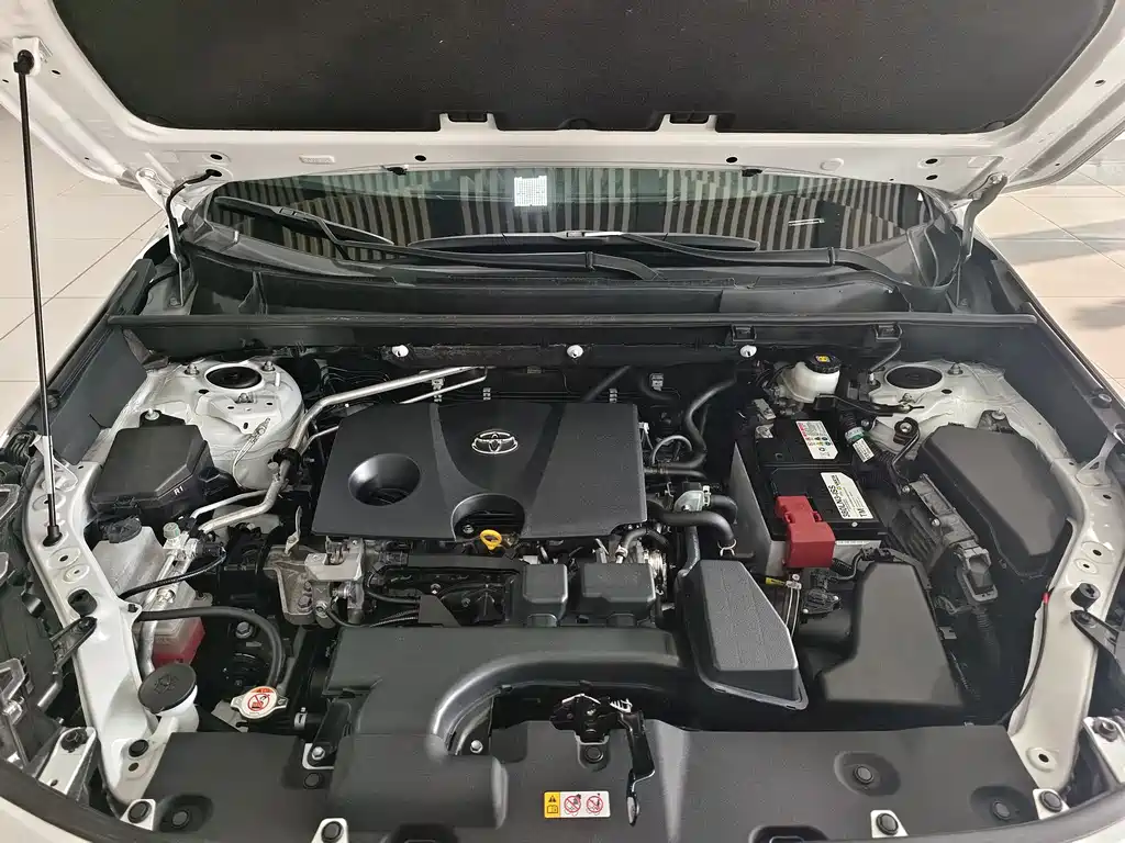 Toyota RAV4 2023 2.0L CVT AWD Adventure Flagship Edition 2023 - thumbnail 14