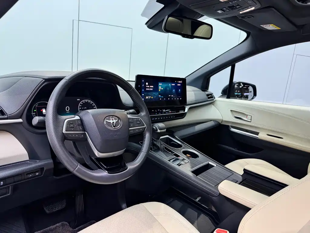 Toyota Toyota Sienna 2021 2.5L Hybrid Limited Edition 2022 - thumbnail 8