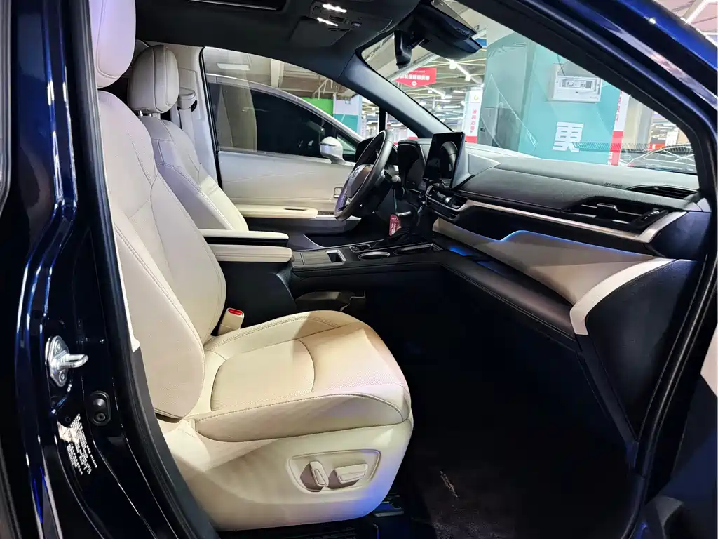 Toyota Toyota Sienna 2021 2.5L Hybrid Limited Edition 2022 - thumbnail 22