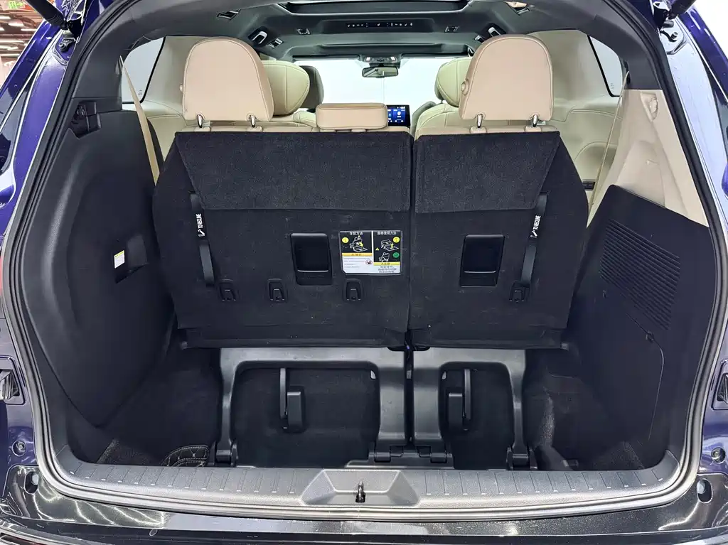 Toyota Toyota Sienna 2021 2.5L Hybrid Limited Edition 2022 - thumbnail 25