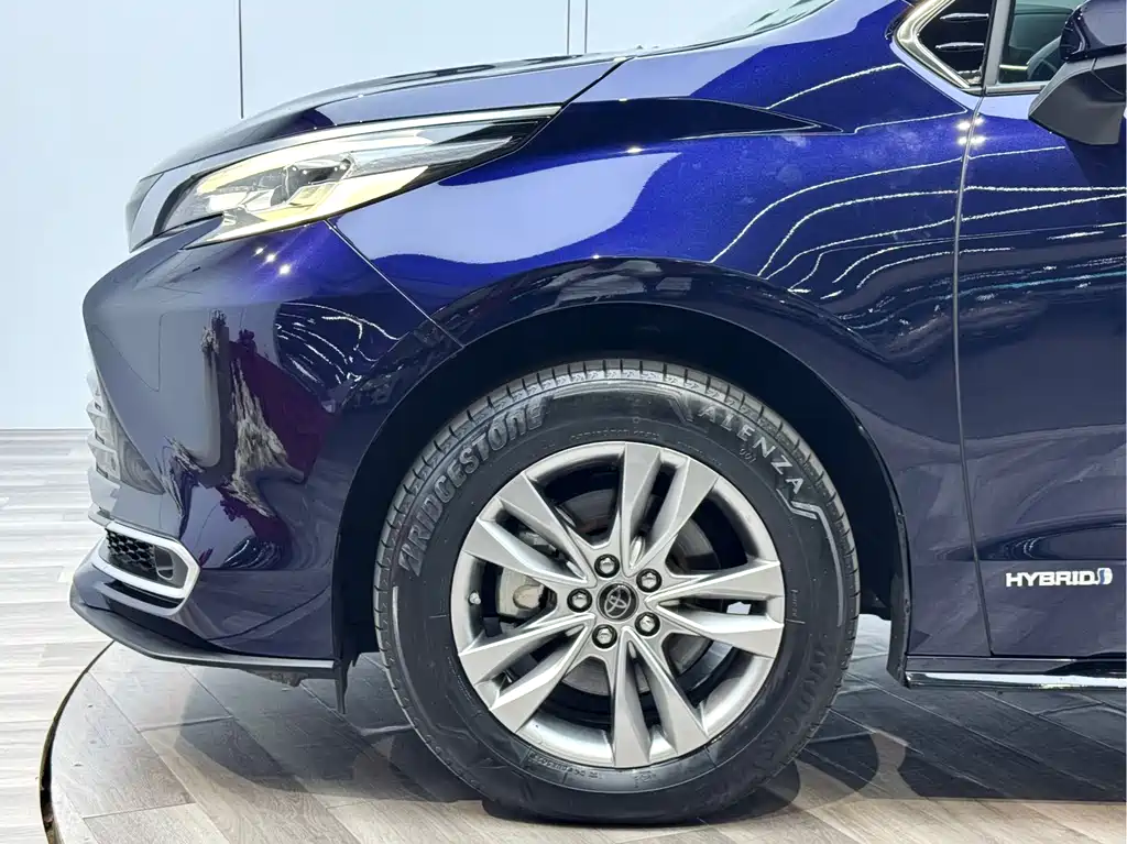 Toyota Toyota Sienna 2021 2.5L Hybrid Limited Edition 2022 - thumbnail 29