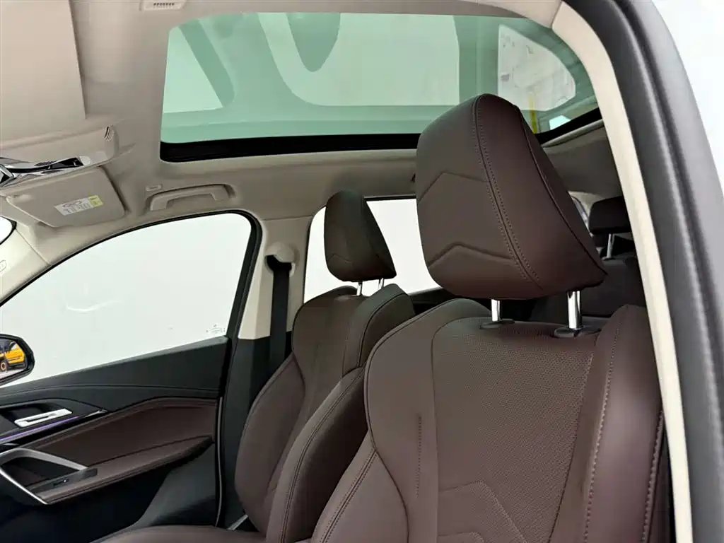 BMW BMW iX1 2025 eDrive25L X Design Package 2025 - thumbnail 16