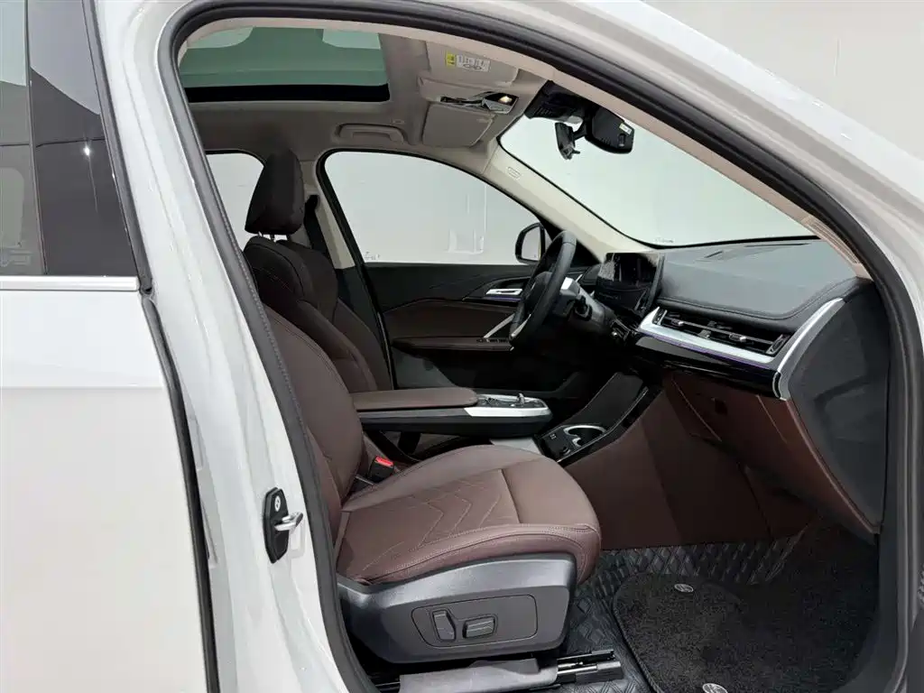 BMW BMW iX1 2025 eDrive25L X Design Package 2025 - thumbnail 19