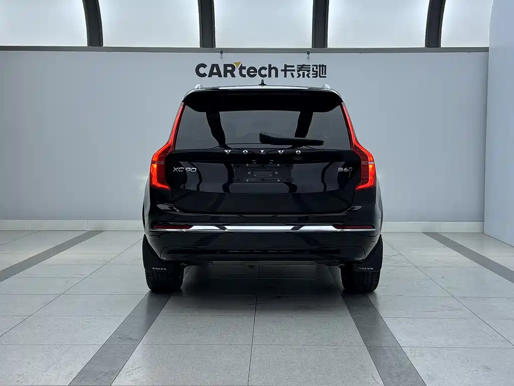 Volvo Volvo XC90 2023 B6 Momentum Luxury 7-seater 2023 - thumbnail 4