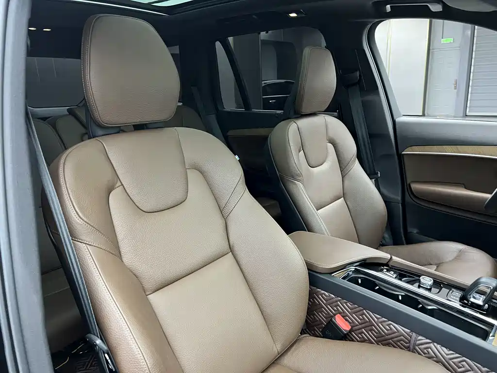 Volvo Volvo XC90 2023 B6 Momentum Luxury 7-seater 2023 - thumbnail 22