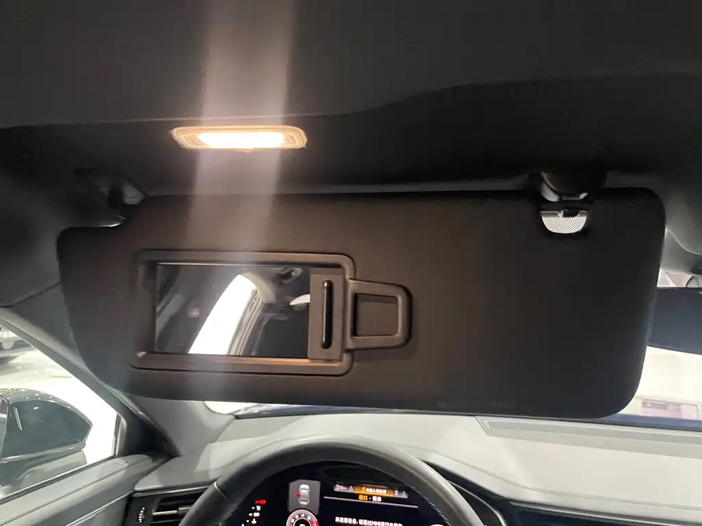 Audi Audi A6L 2024 40 TFSI Luxury Dynamic Edition 2025 - thumbnail 18