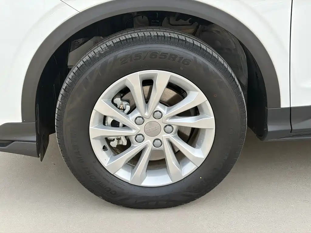 Geely Auto Geely Binyue 2025 1.5L Manual Supercapacity 2026 - thumbnail 6