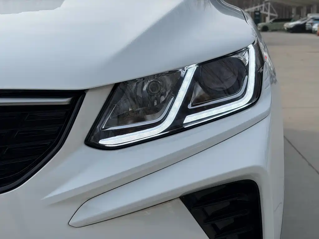 Geely Auto Geely Binyue 2025 1.5L Manual Supercapacity 2026 - thumbnail 7