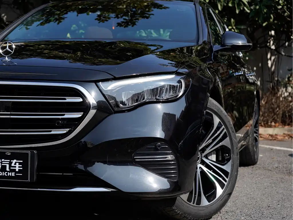 Mercedes-Benz Mercedes-Benz E-Class 2024 E 350 e L Plug-in Hybrid Sedan 2024 - thumbnail 9