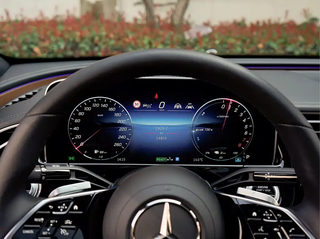 Mercedes-Benz Mercedes-Benz E-Class 2024 E 350 e L Plug-in Hybrid Sedan 2024 - thumbnail 10