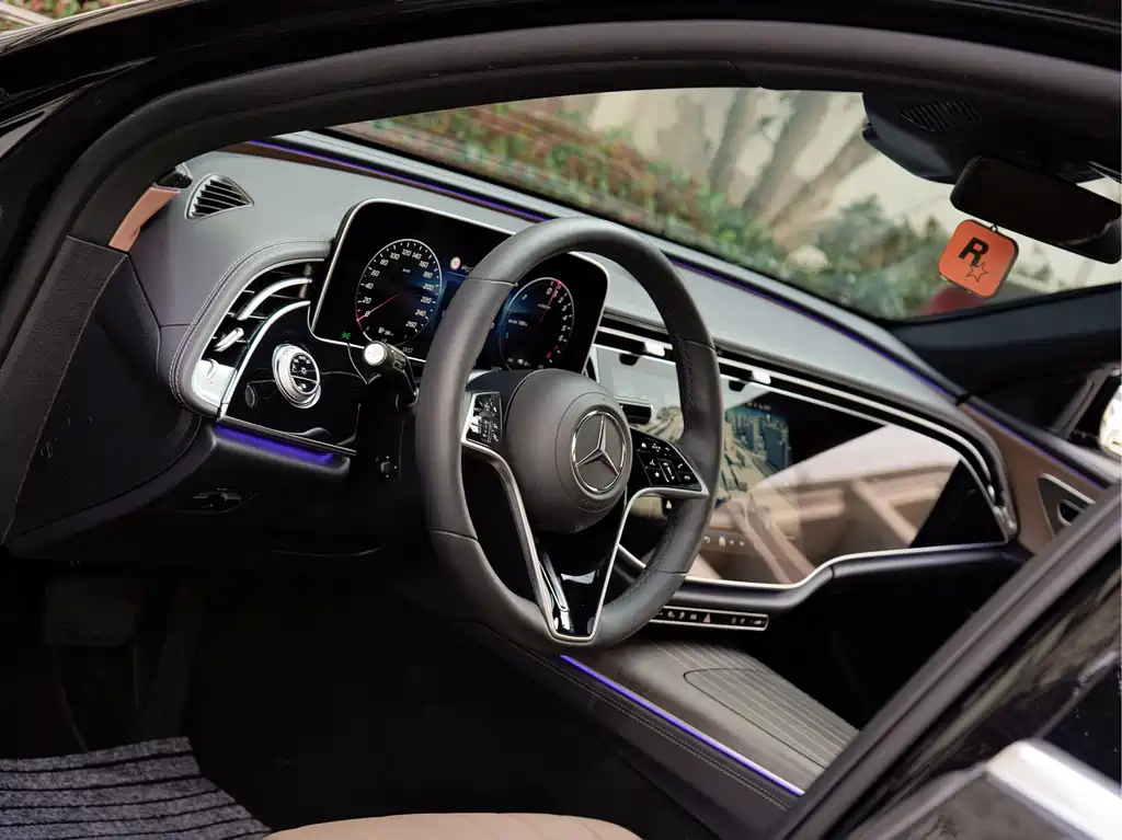 Mercedes-Benz Mercedes-Benz E-Class 2024 E 350 e L Plug-in Hybrid Sedan 2024 - thumbnail 11