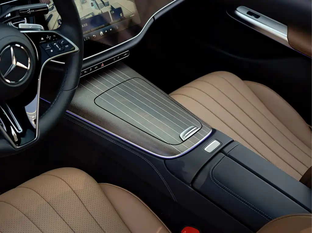 Mercedes-Benz Mercedes-Benz E-Class 2024 E 350 e L Plug-in Hybrid Sedan 2024 - thumbnail 12