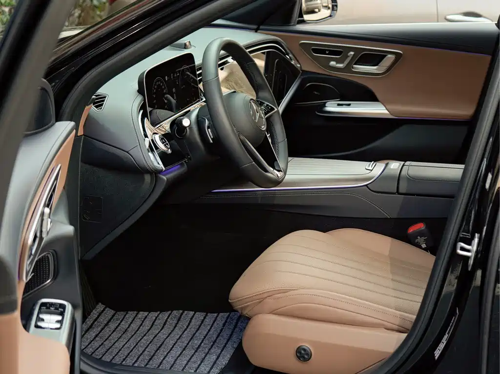 Mercedes-Benz Mercedes-Benz E-Class 2024 E 350 e L Plug-in Hybrid Sedan 2024 - thumbnail 15