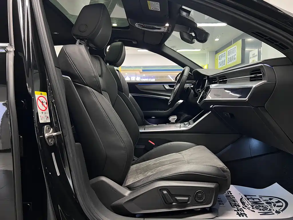 Audi Audi A6L 2019 40 TFSI Luxury Dynamic Model 2019 - thumbnail 22