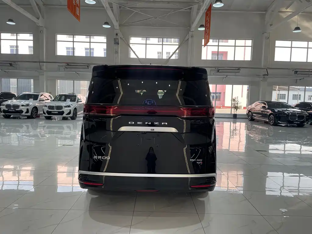 Denza DENZA D9 2025 DM-i Intelligent Driving Edition 1020 AWD Premium 2026 - thumbnail 5