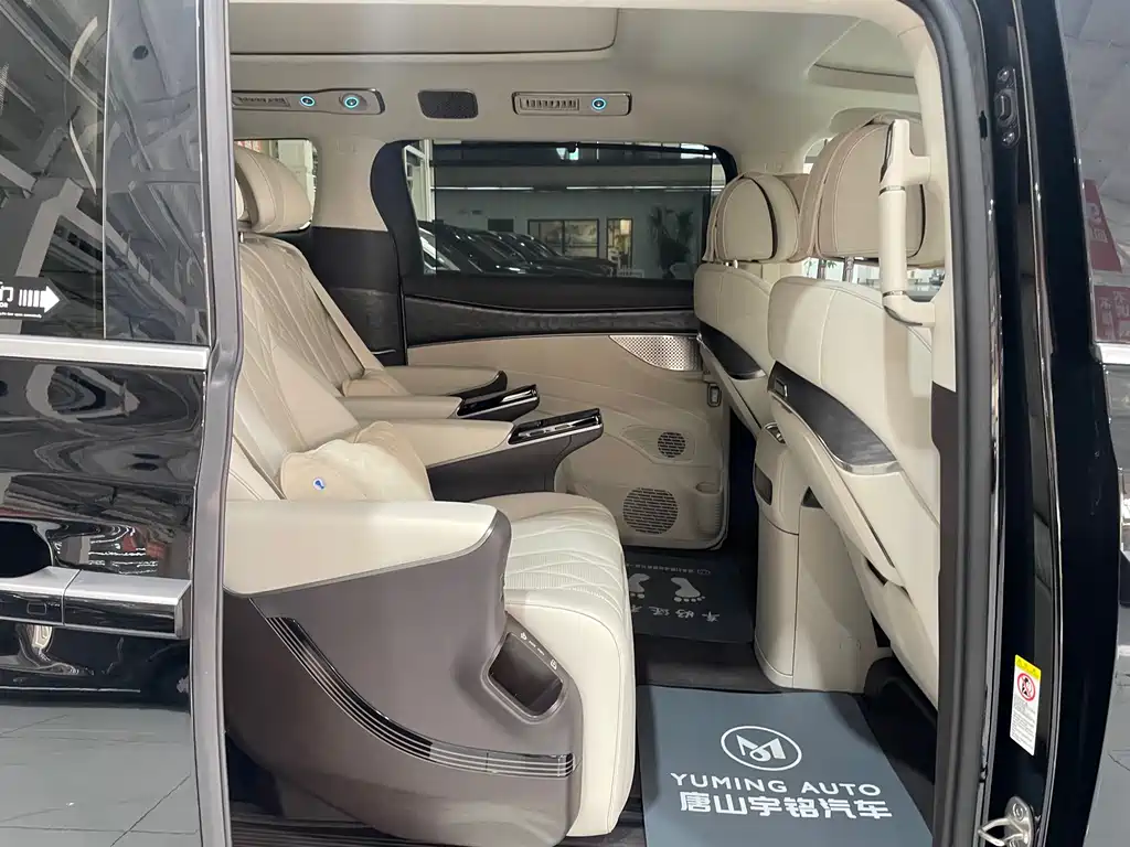 Denza DENZA D9 2025 DM-i Intelligent Driving Edition 1020 AWD Premium 2026 - thumbnail 30