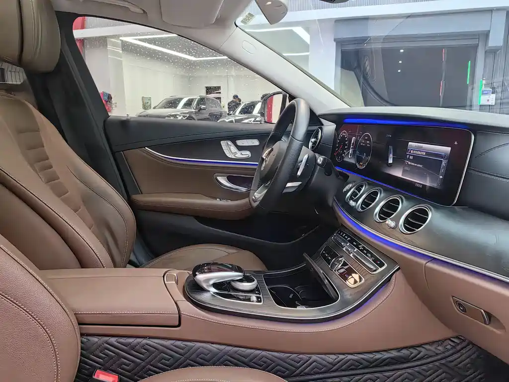 Mercedes-Benz Mercedes-Benz E-Class 2018 E 300 L Sport Style 2018 - thumbnail 22