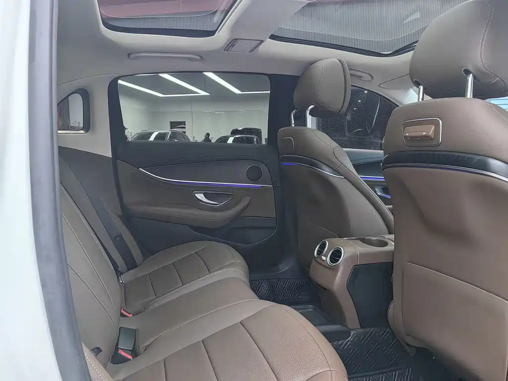 Mercedes-Benz Mercedes-Benz E-Class 2018 E 300 L Sport Style 2018 - thumbnail 24