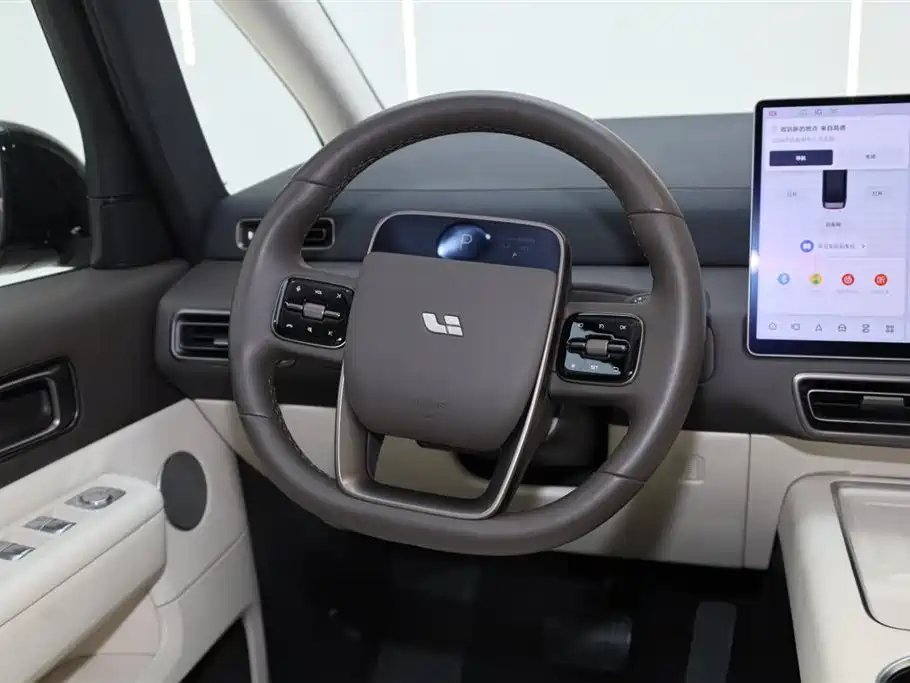 Li Auto Li MEGA 2024 Ultra 2024 - thumbnail 15