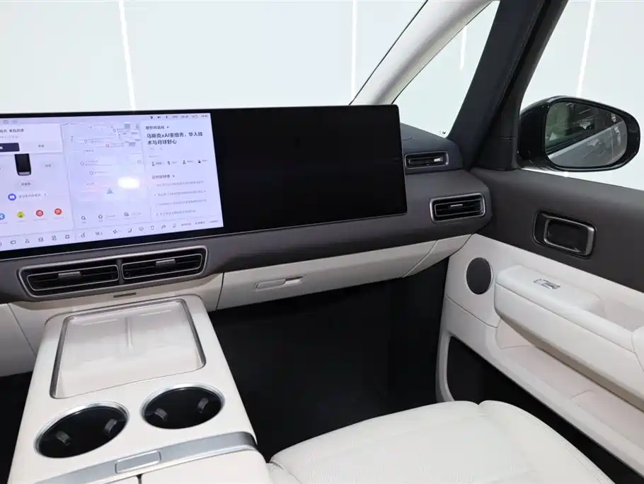 Li Auto Li MEGA 2024 Ultra 2024 - thumbnail 30