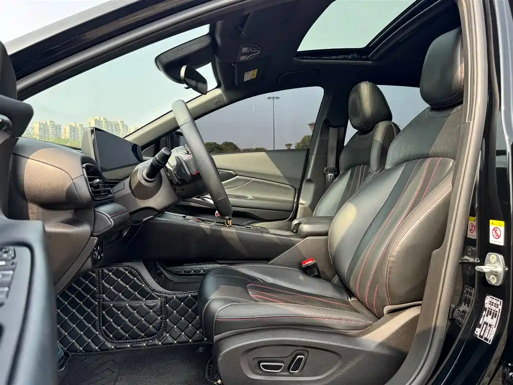 GAC Trumpchi Lingpai 2021 270T DCT J15 Edition 2023 - thumbnail 6