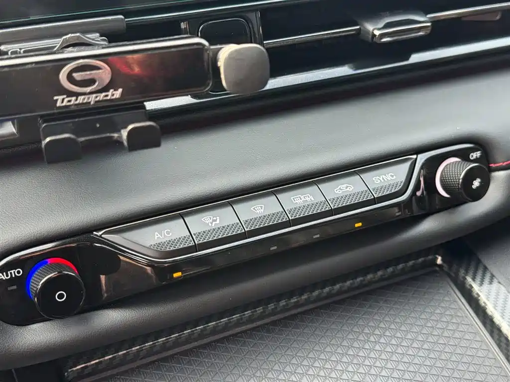 GAC Trumpchi Lingpai 2021 270T DCT J15 Edition 2023 - thumbnail 20