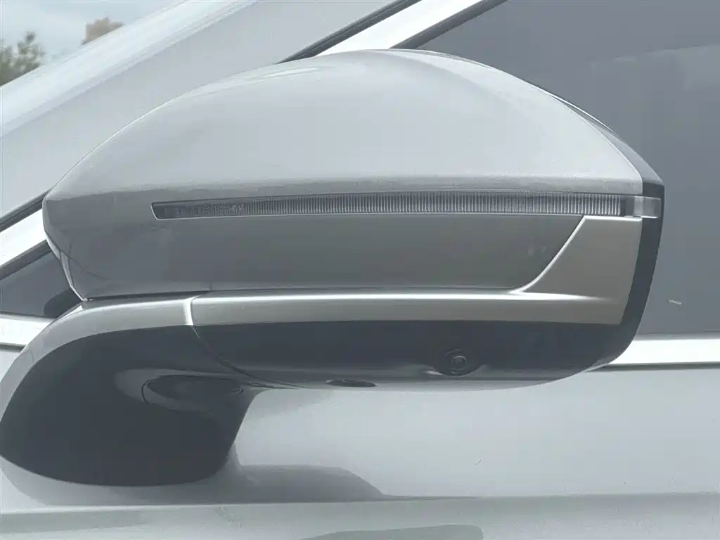 Chery Arrizo 8 2022 1.6T DCT Elegant 2023 - thumbnail 7