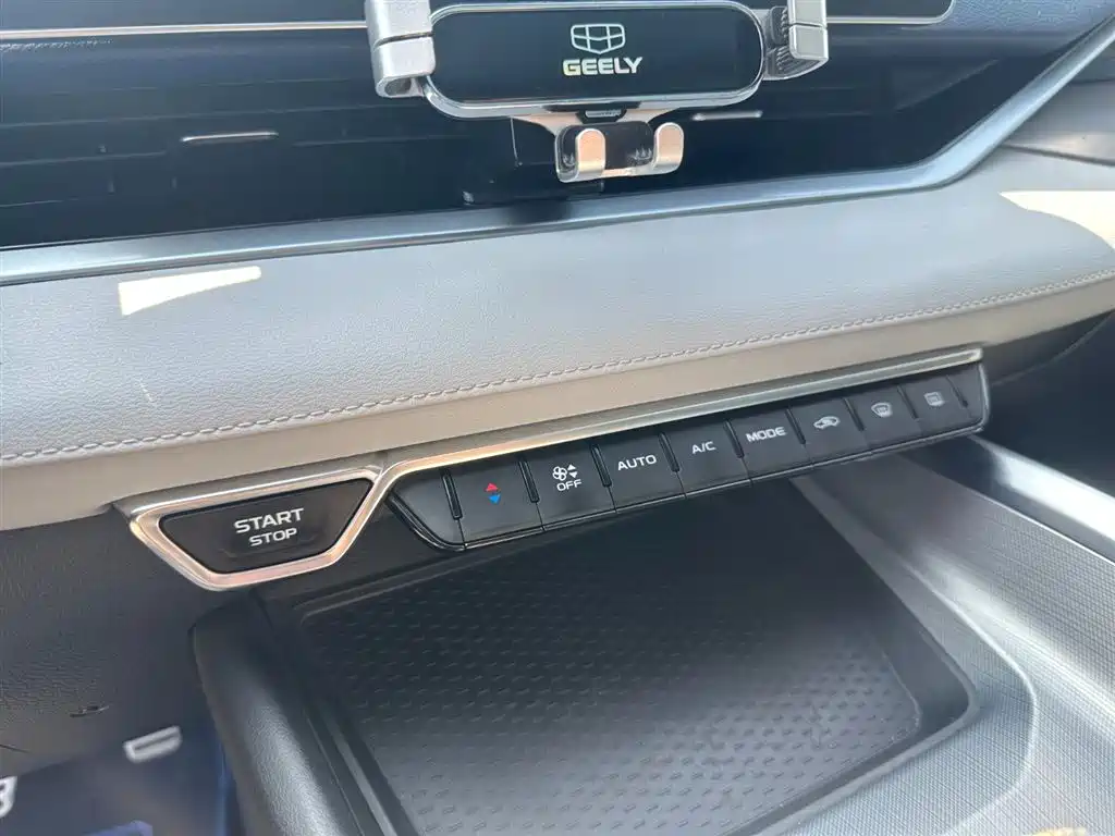 Geely Auto Geely Starray 2021 2.0TD Premium 2021 - thumbnail 14