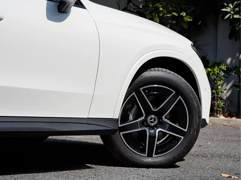 Mercedes-Benz Mercedes-Benz GLC Coupe 2024 GLC 260 4MATIC Coupé SUV 2024 - thumbnail 7