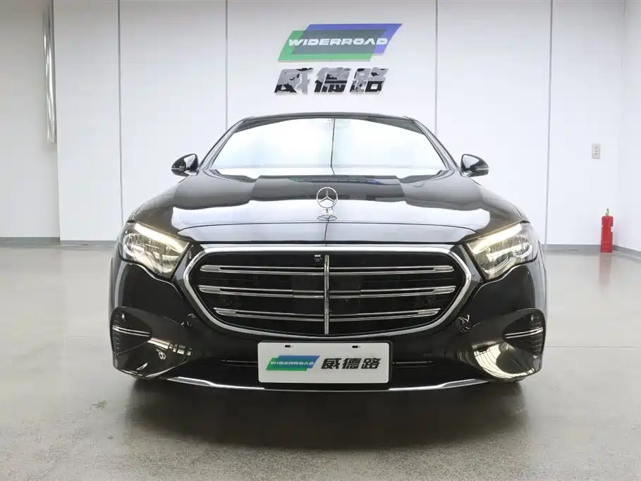 Mercedes-Benz Mercedes-Benz E-Class 2024 E 300 L Fashion Edition 2024 - thumbnail 2