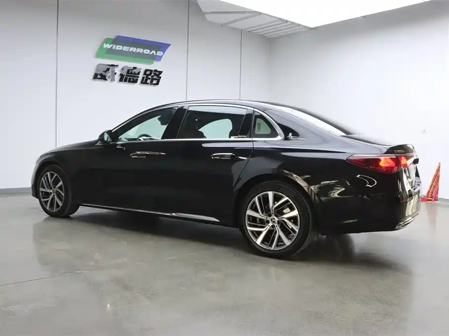 Mercedes-Benz Mercedes-Benz E-Class 2024 E 300 L Fashion Edition 2024 - thumbnail 6
