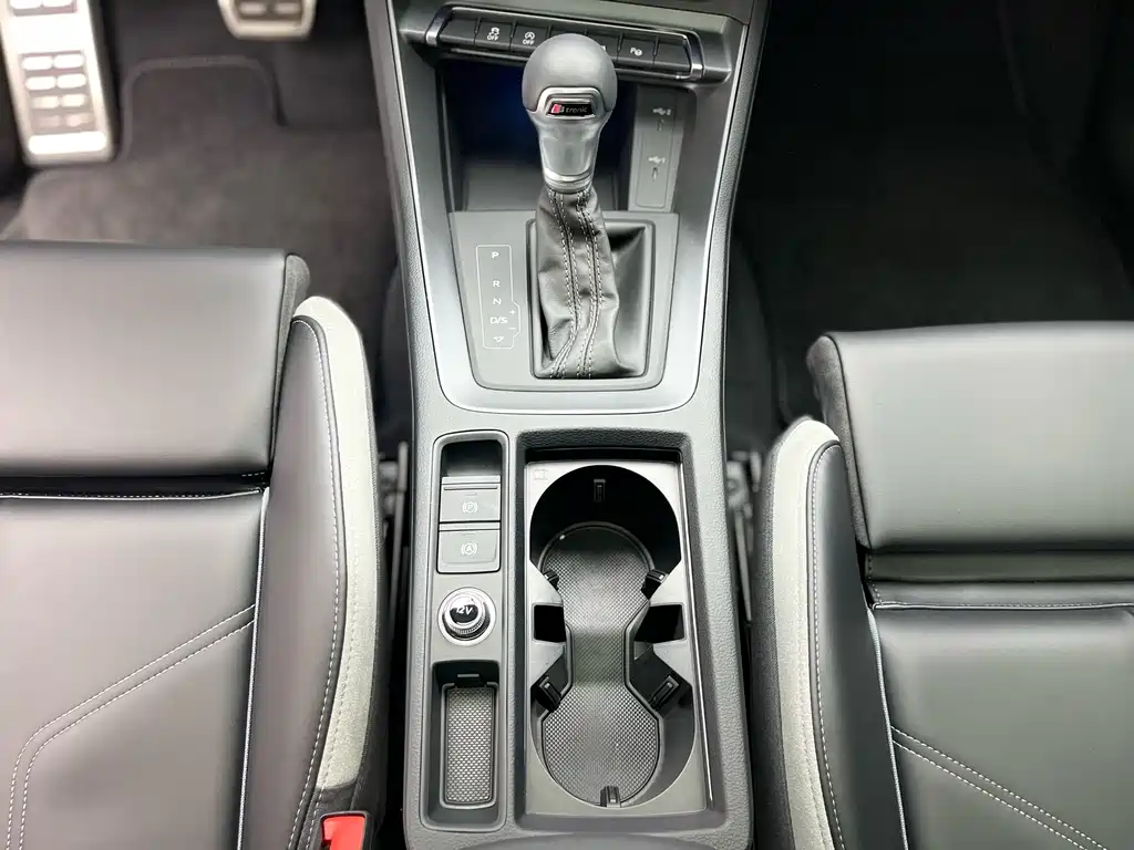 Audi Audi Q3 2024 35 TFSI Fashion Dynamic Edition 2023 - thumbnail 22