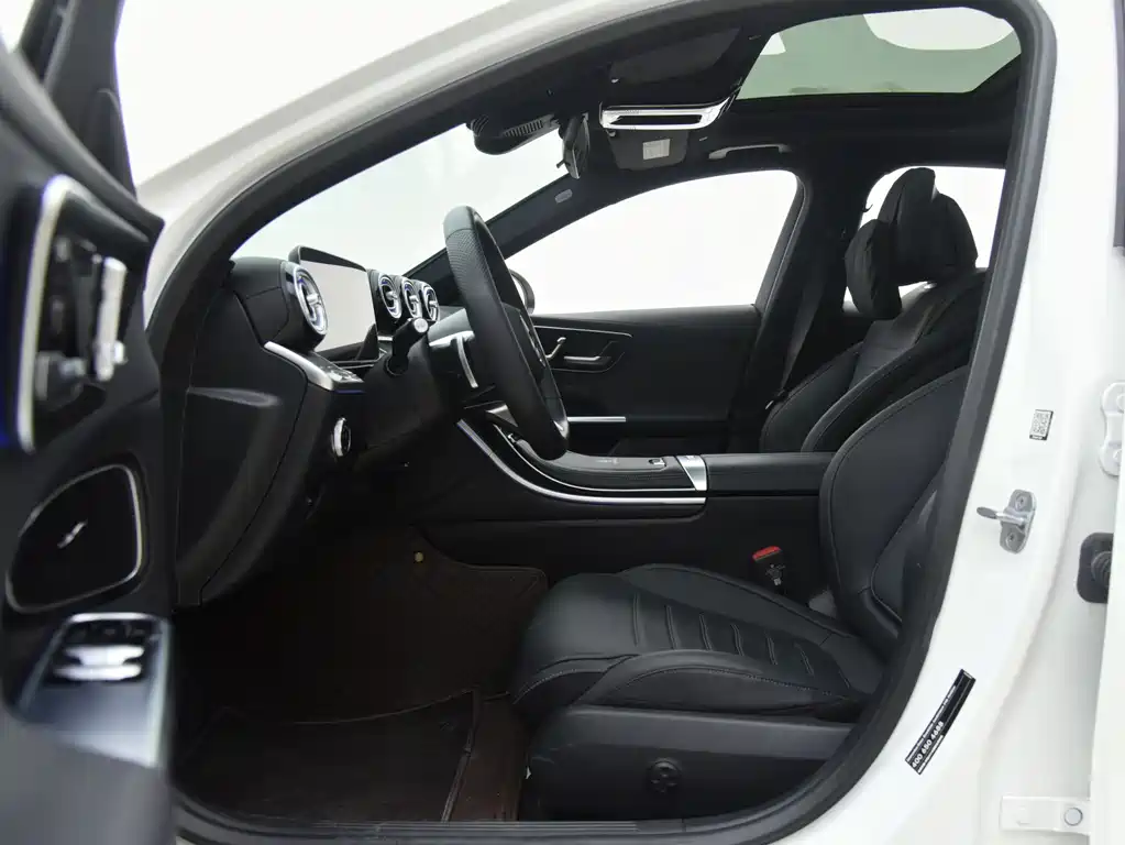 Mercedes-Benz Mercedes-Benz C-Class 2024 Facelift C 260 L Sport Edition 2024 - thumbnail 5