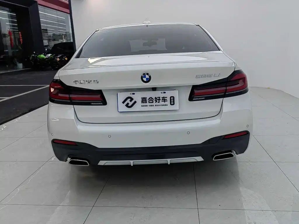 BMW BMW 5 Series 2022 Model Year Facelift 525Li M Sport Package 2023 - thumbnail 18