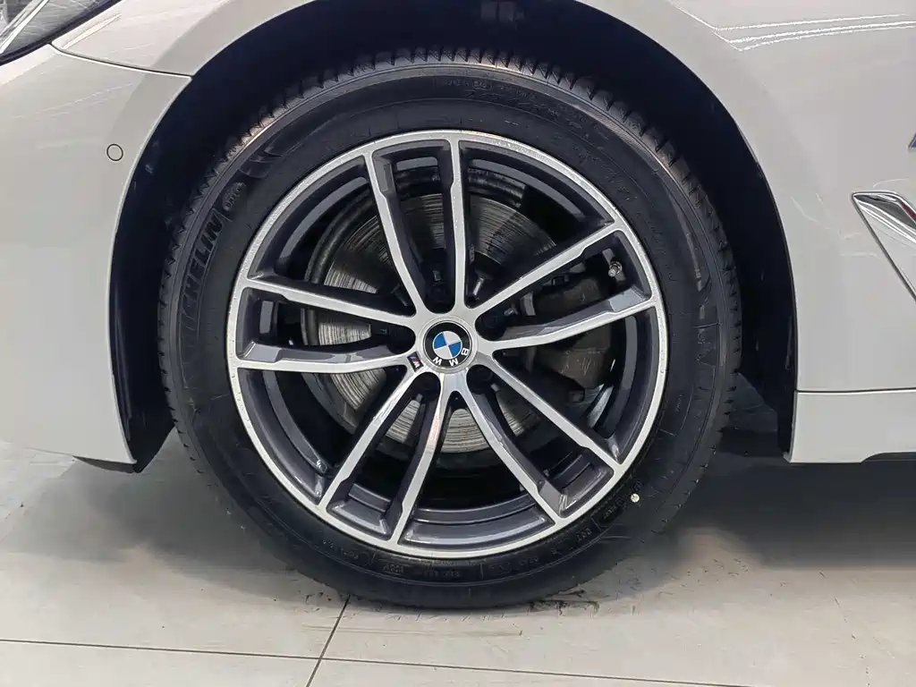 BMW BMW 5 Series 2022 Model Year Facelift 525Li M Sport Package 2023 - thumbnail 21