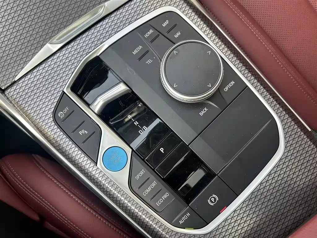 BMW BMW i3 2024 eDrive 40 L Night Shadow Package 2025 - thumbnail 8