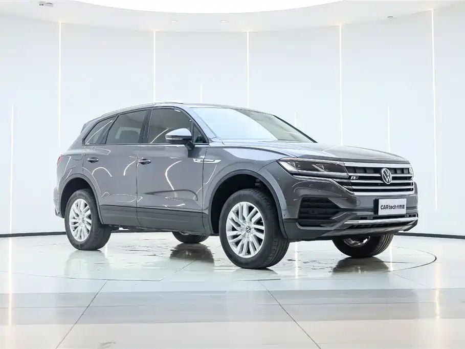 Volkswagen Volkswagen Touareg 2021 2.0TSI R-Line Special Edition 2021 - thumbnail 5