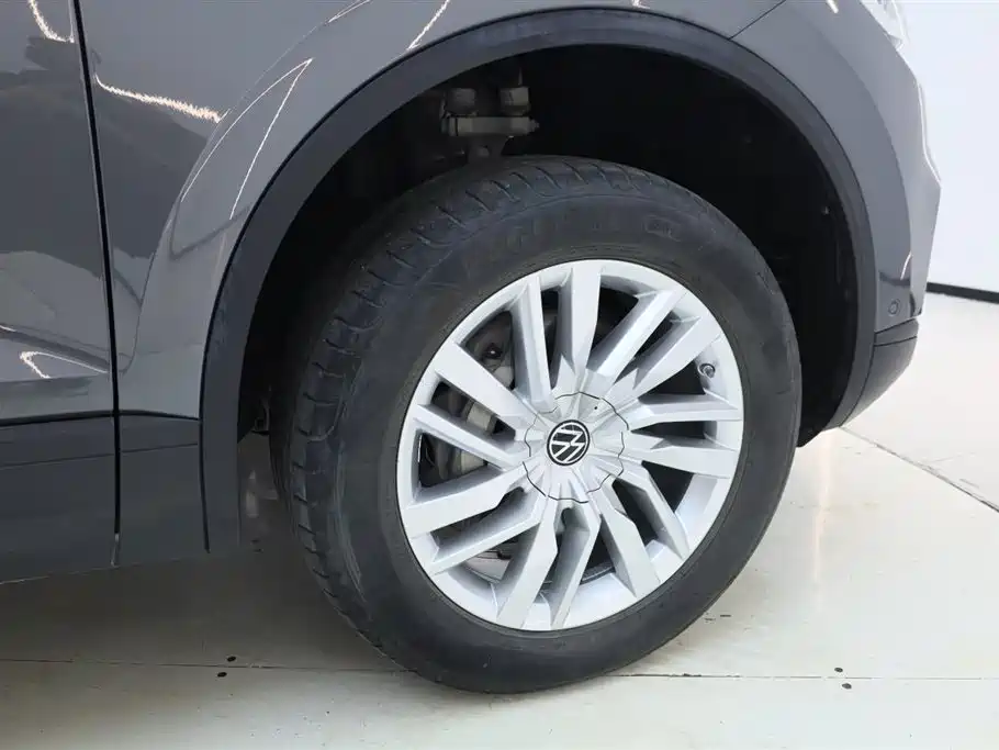 Volkswagen Volkswagen Touareg 2021 2.0TSI R-Line Special Edition 2021 - thumbnail 13