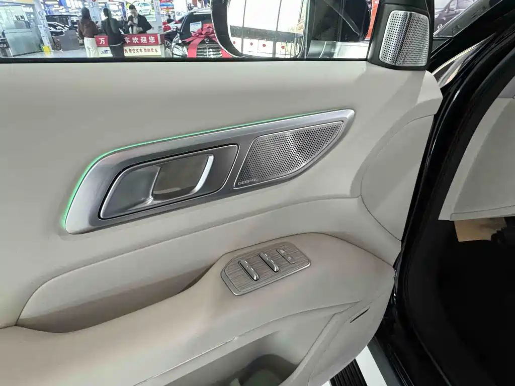 DeepBlue Auto DeepBlue S09 2025 AWD Ultra+ High-End Edition 2025 - thumbnail 9