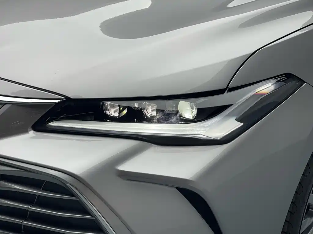 Toyota Toyota Avalon 2024 Hybrid 2.0L Luxury Edition 2026 - thumbnail 6
