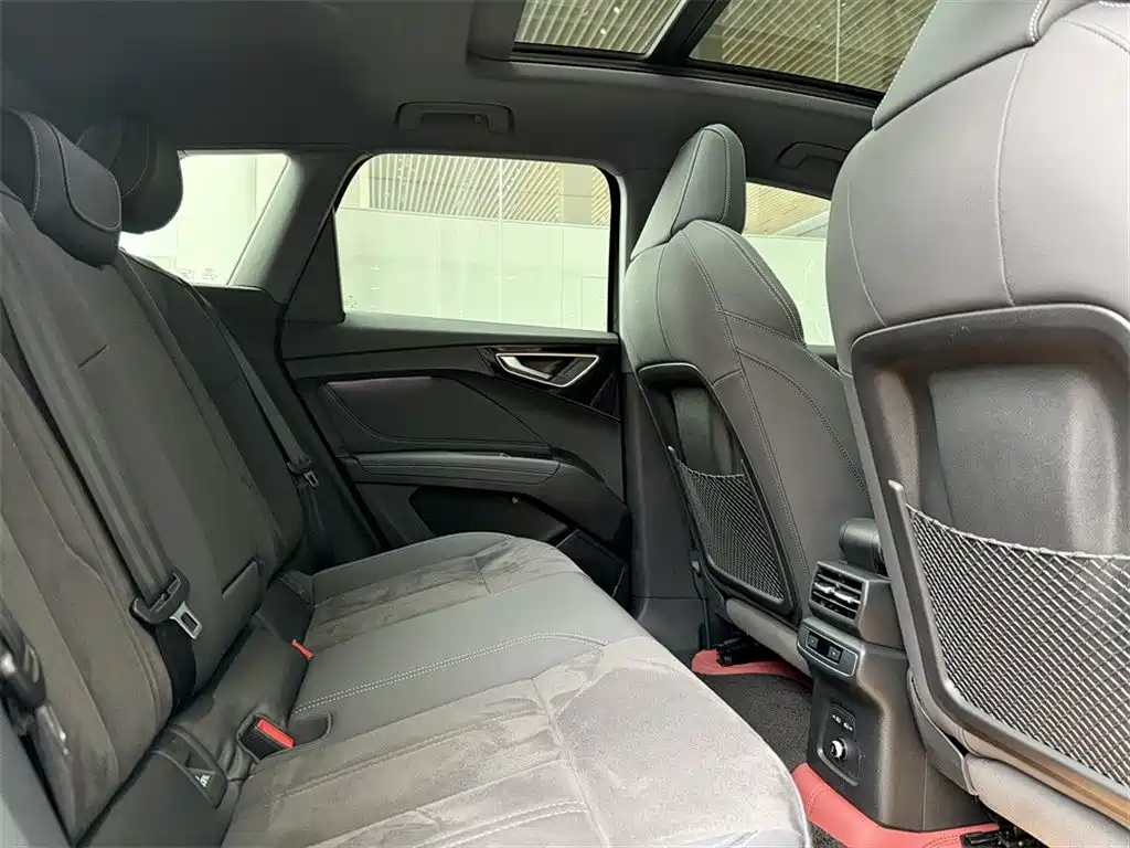 Audi Audi Q4 e-tron 2023 40 e-tron Premium Plus 2023 - thumbnail 7
